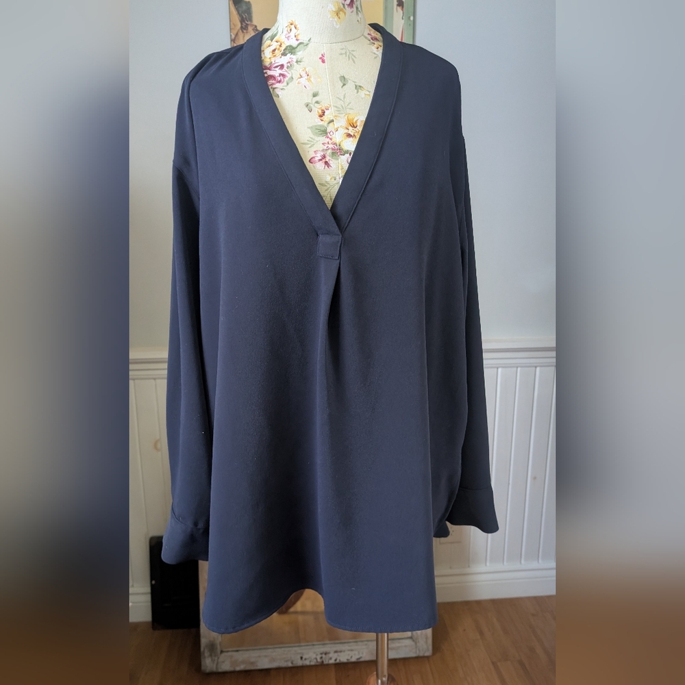 Calvin Klein Women's‎ Relaxed V-Neck Blouse  # 0002